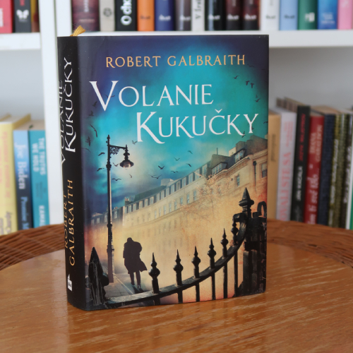 Robert Galbraith, Volanie kukučky - recenzia