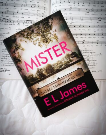 Mister, E. L. James – knižná recenzia