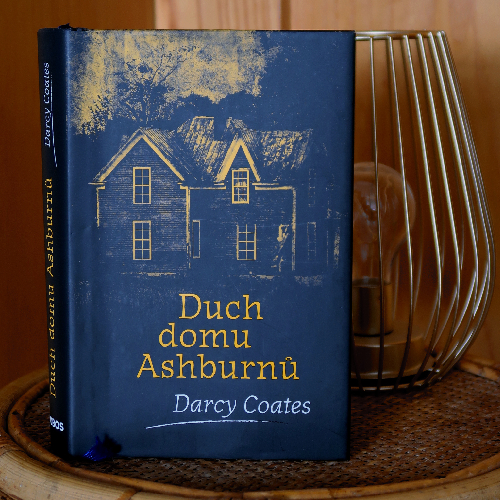 Duch domu Ashburnů, Darcy Coates - knižná recenzia