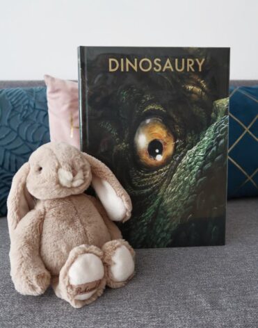 Dinosaury – Raimund Frey - knižná recenzia